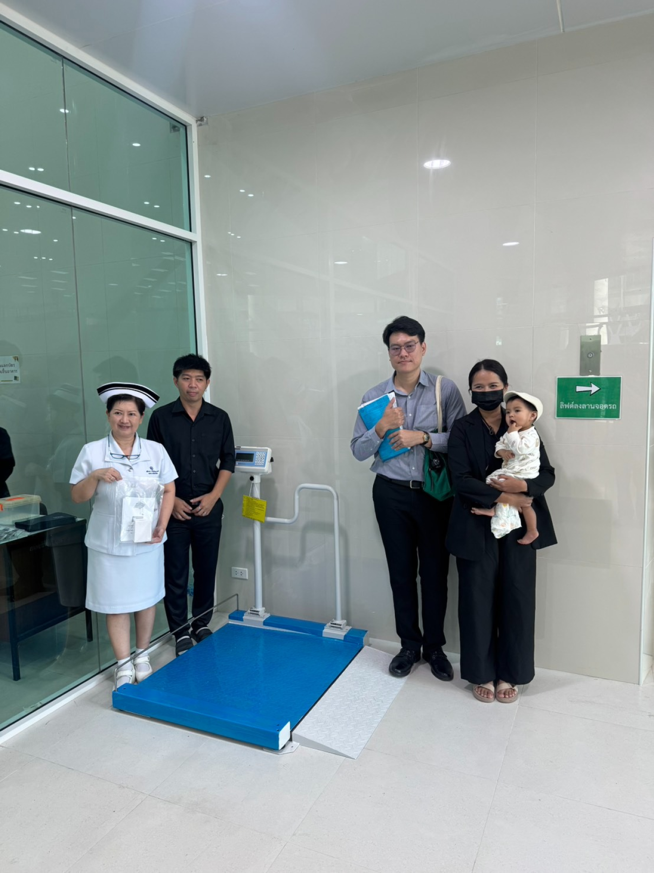 ส่งมอบ เครื่องชั่งน้ำหนัก ชั่งพร้อมรถเข็น