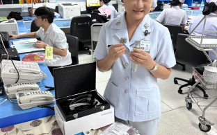 ส่งมอบ ชุดใส่ท่อช่วยหายใจ LARYNGOSCOPE SET